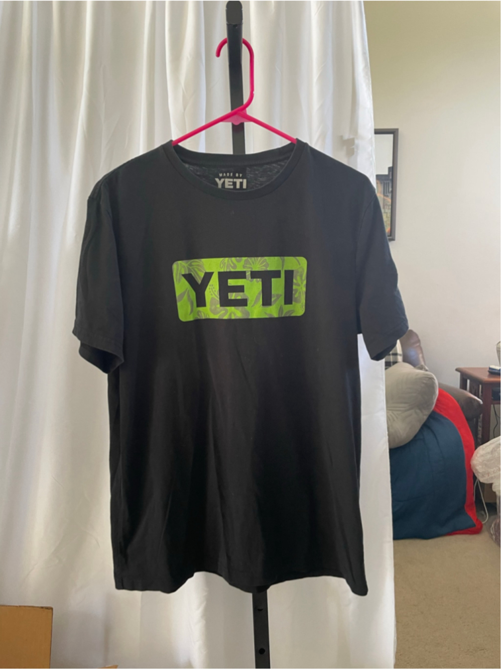 Men's YETI Short Sleeve Graphic Tee, Black and Green, Size Large